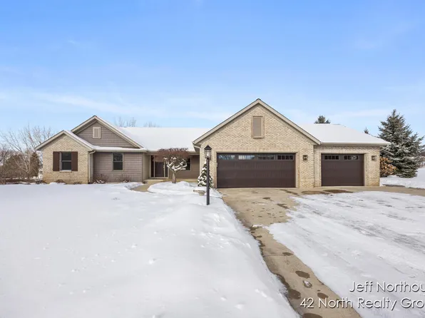 5699 Cannon Hills Dr NE, Ada, MI 49301