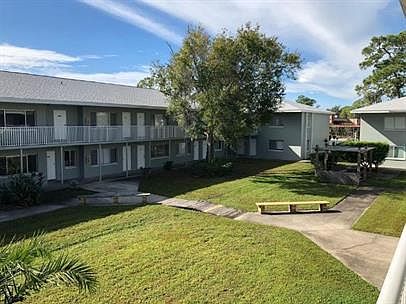 4th image of 378 48th Ave N APT 216