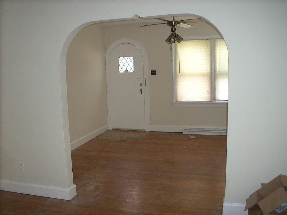 2nd image of 800 Abston Ave