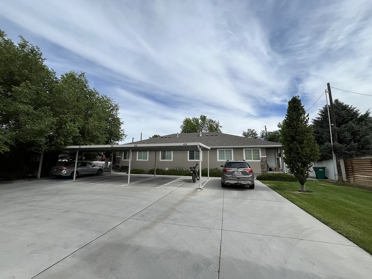 4 Plex From Road - 443 E 400 S #431