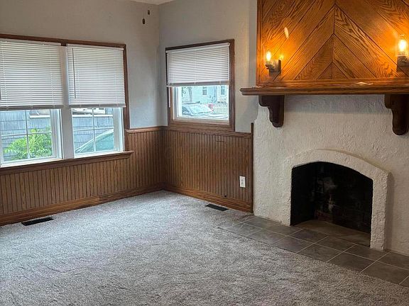 2nd image of 585 Park St
