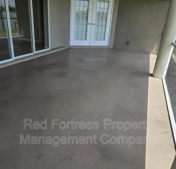 2613 SW 15th Ave — Photo 7