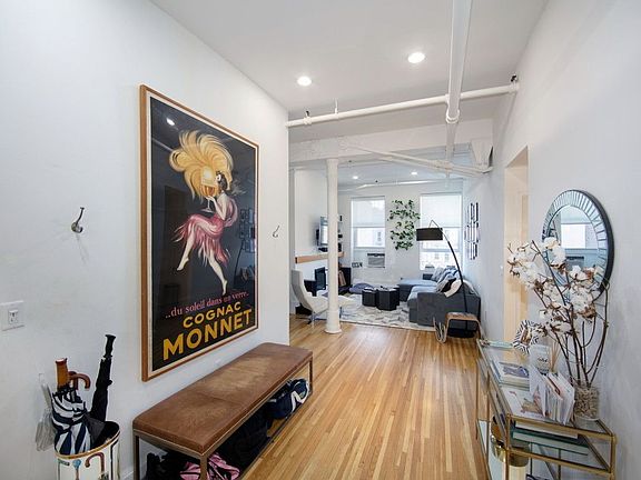 4th image of 450 6th Ave #403