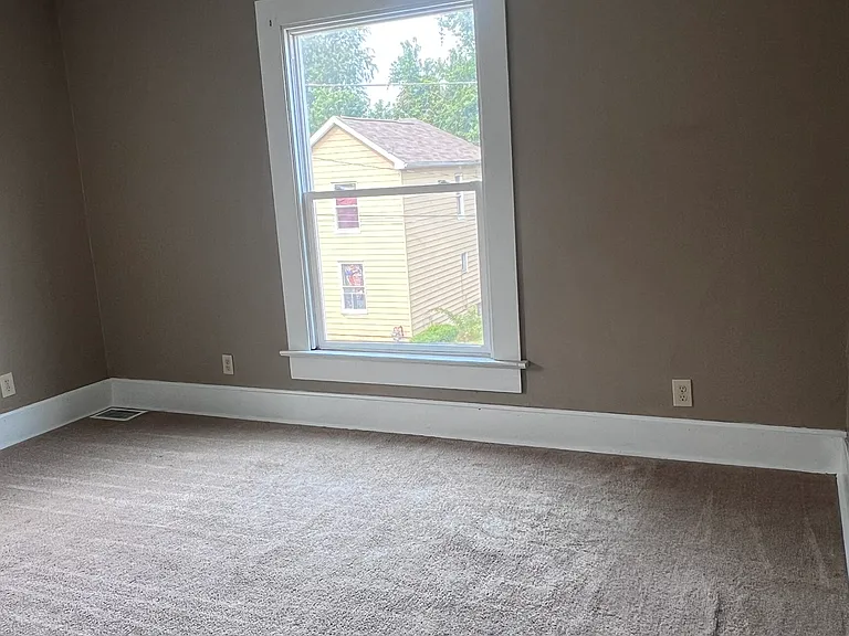 521 Spangler Dr — Photo 13