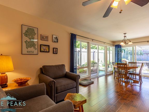 4th image of 6485 Decanture St