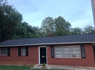 252 N Lackey St, Statesville, NC 28677