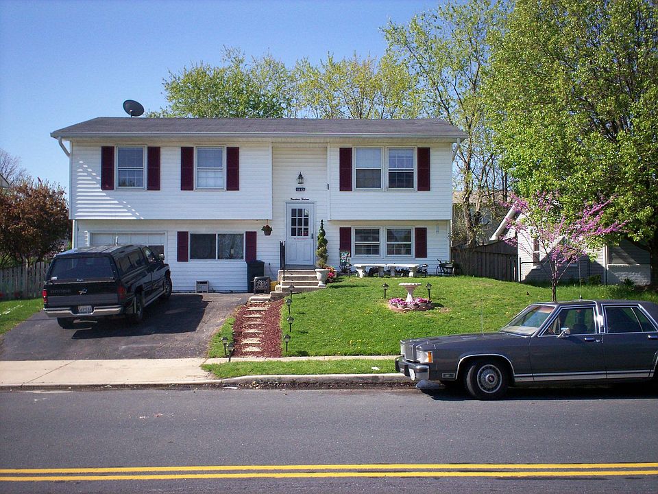 1st image of 1913 Stone Castle Dr