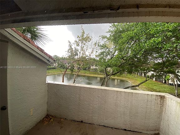 4th image of 3271 Coral Lake Dr #3271