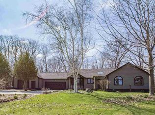 17324 Lakeview Dr, Maribel, WI 54227