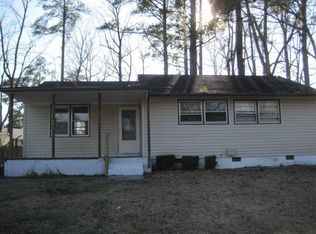 503 Oak Ln, Jacksonville, NC 28540