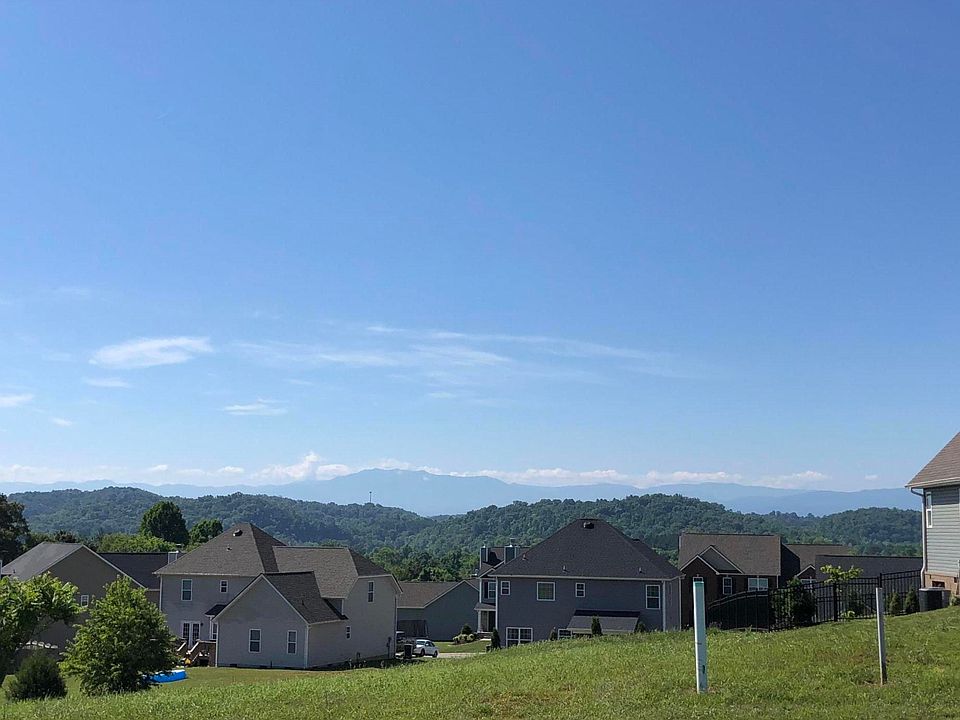 2nd image of Vista Meadows Ln