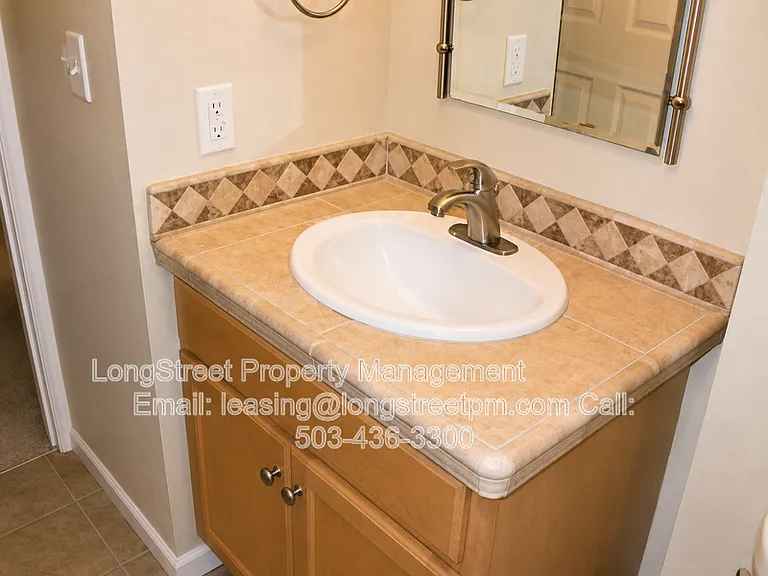 2680 SW 87th Ave — Photo 10