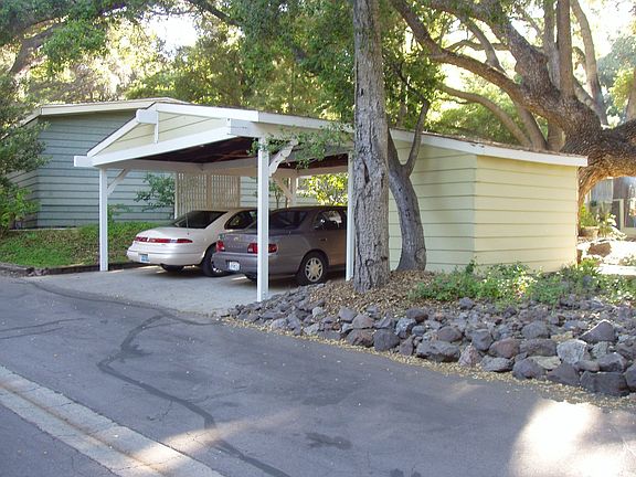 3rd image of 99 Sherwood Dr