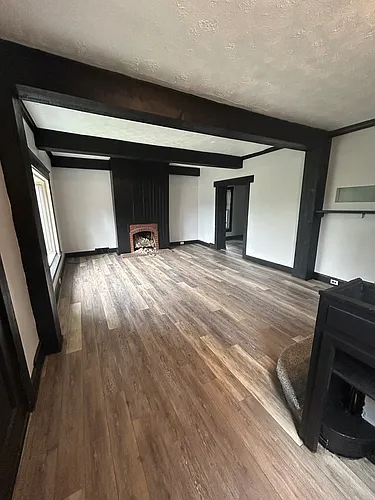 103 Jones St Photo 1