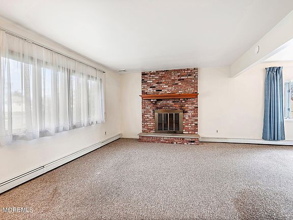 3rd image of 120 Morris Boulevard