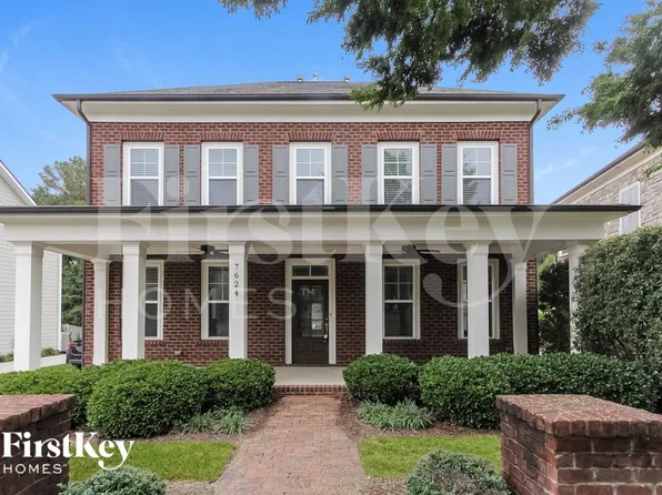 7624 Cushing Dr, Charlotte, NC 28216