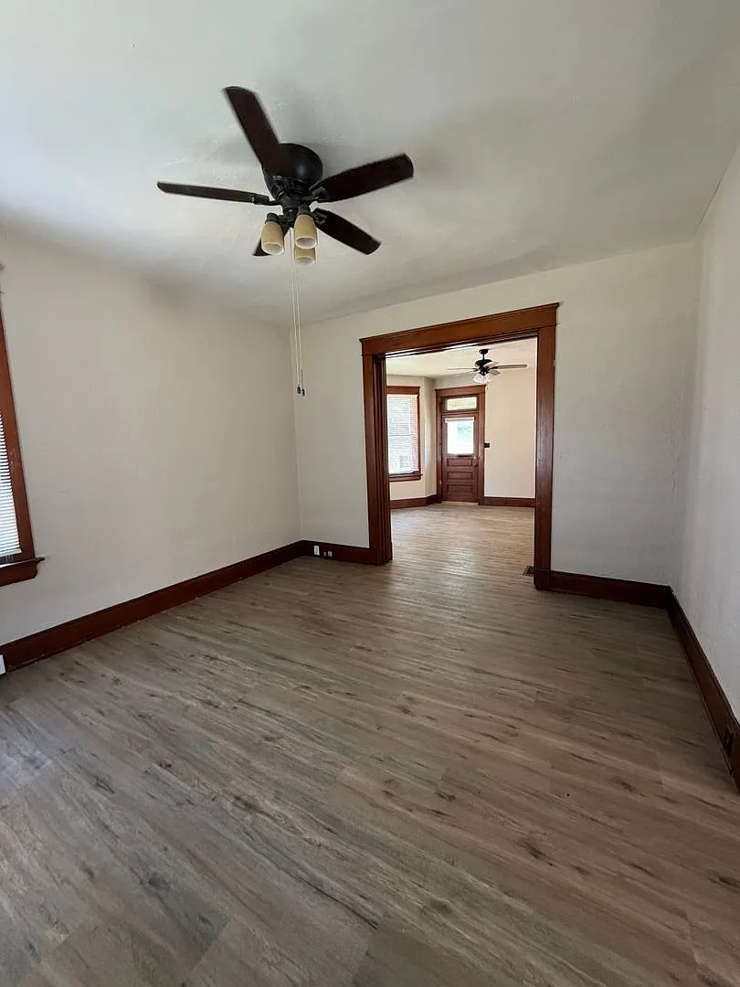 Newly Renovated 3-bedroom 1.5 bath home. Centrally located. — Photo 4