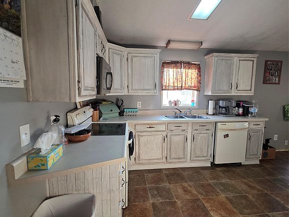 2nd image of 3875 Van Dyke Rd