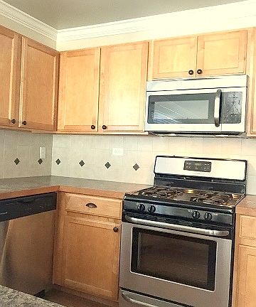 5th image of 2651 Marshfield Ln