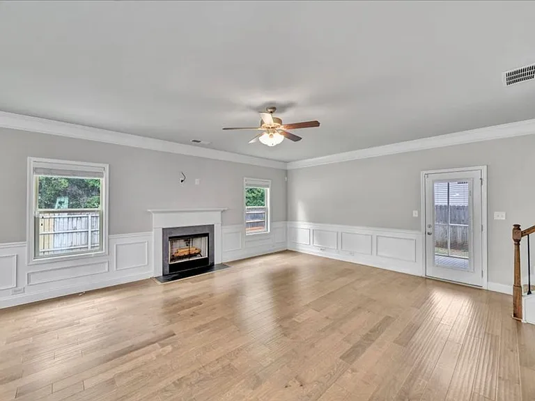 139 Stoney Creek Dr — Photo 16