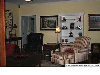 4th image of 8484 Sartori Dr