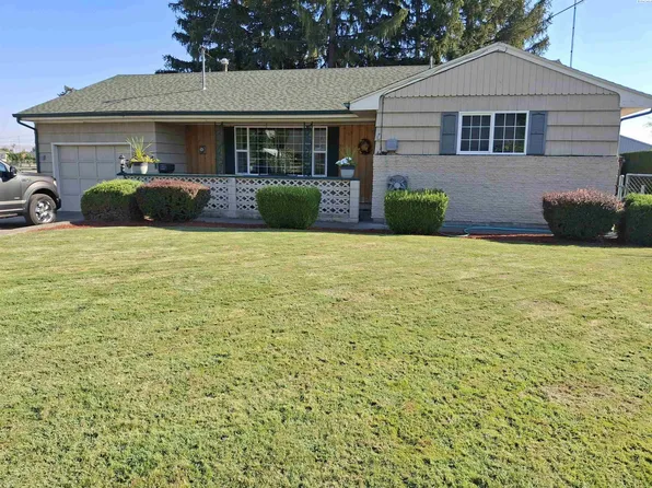 504 E 4th St, Grandview, WA 98930