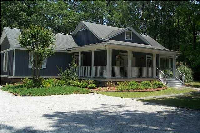 2nd image of 1056 Dallas Ln