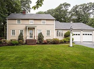 11 Lockeland Rd, Winchester, MA 01890