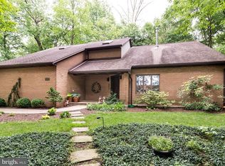 1814 Martin Dr, Lebanon, PA 17046