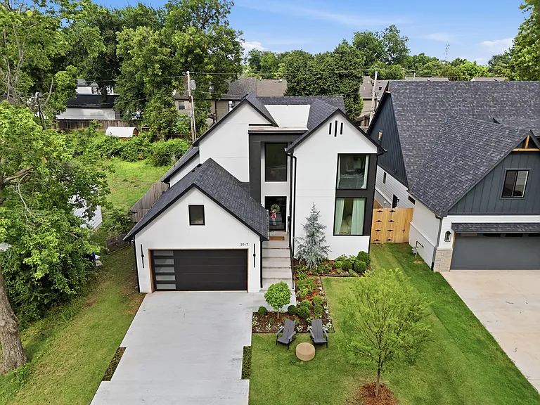 3917 S Madison Ave — Photo 3