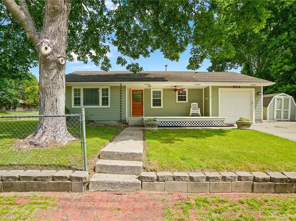 302 E 7th St, Eudora, KS 66025