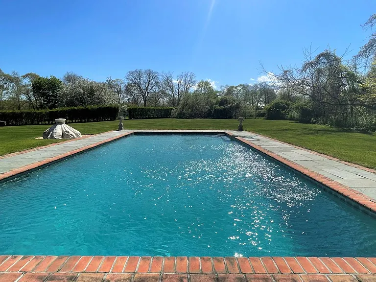 111 Cove Hollow Rd — Photo 5