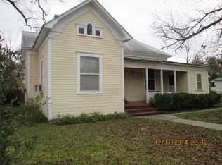 232 Minter St, Uvalde, TX 78801