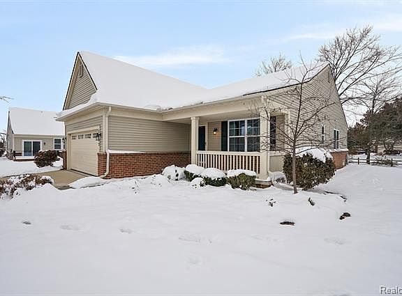 2nd image of 1092 Paddock Dr Unit 80-1