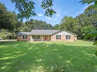 10615 Yucca Dr E, Theodore, AL 36582