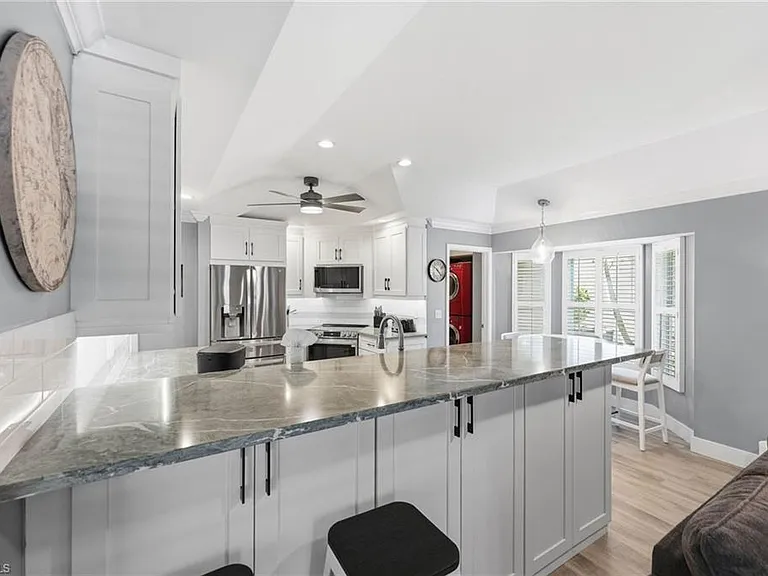 789 Coldstream Ct — Photo 11