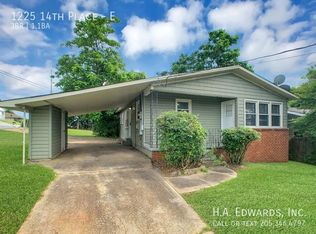 1225 14th Pl E, Tuscaloosa, AL 35404