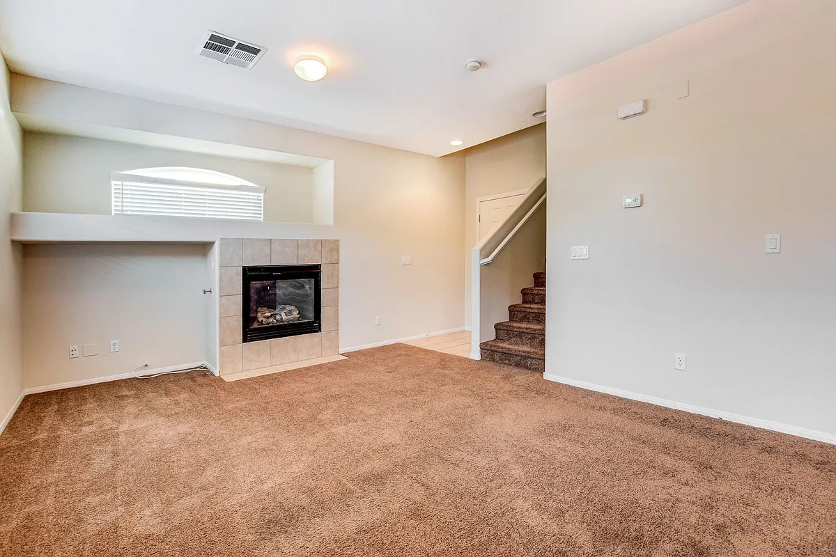 Building Photo - 8285 Begonia Blush Dr