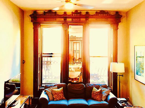 3rd image of 122 W 131st St