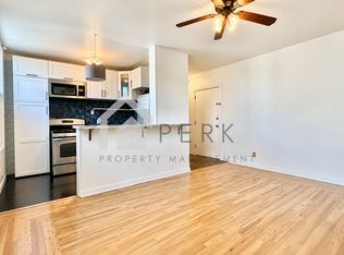 22 John St APT 10, Seattle, WA 98109