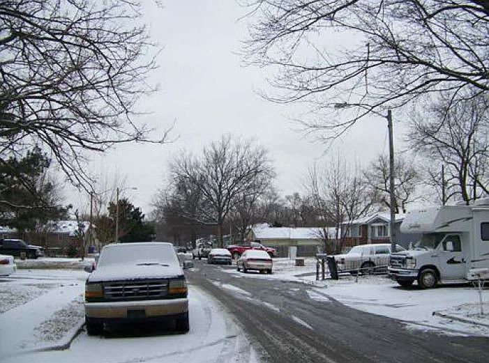 2nd image of 301 N Clinton St