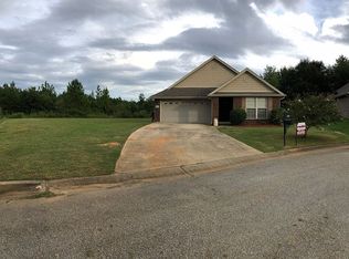 293 Crisfield Cir, Alabaster, AL 35007