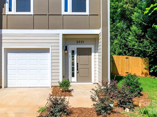 2521 Elon St, Charlotte, NC 28208