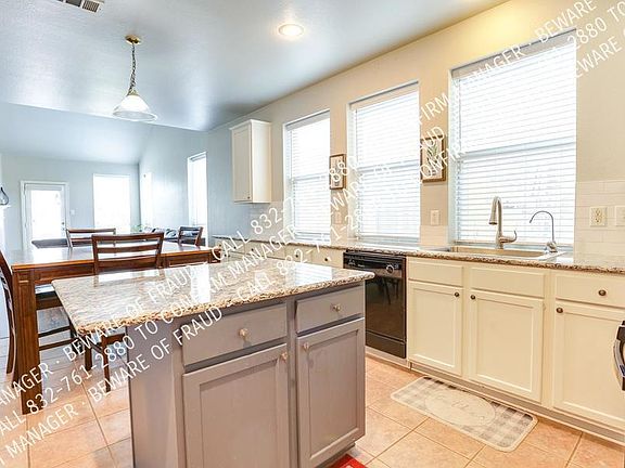 4th image of 11528 Gloriosa Dr