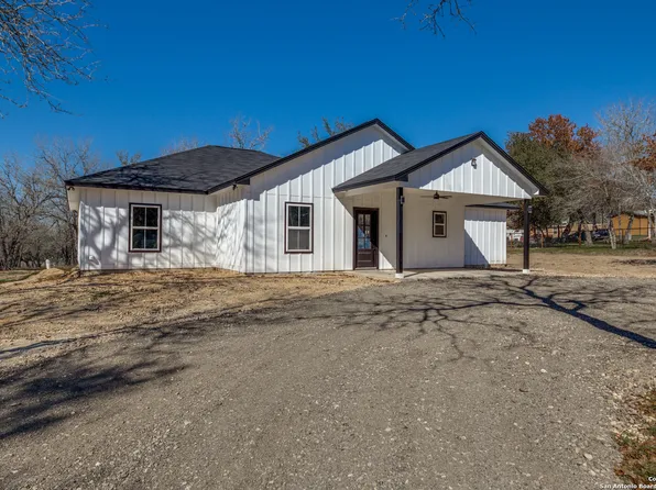 22619 Red Sand Dr, San Antonio, TX 78264