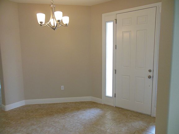 5th image of 7810 Summerlake Pointe Blvd