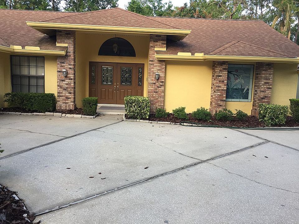 1st image of 465 Centerwood Dr