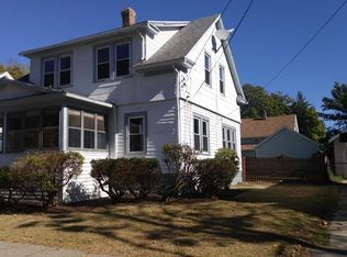 75 Manitoba St, Springfield, MA 01108