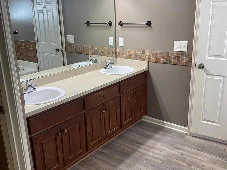 5615 Col Dick McKee Dr — Photo 18