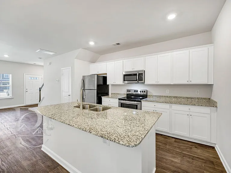 315 High Grove Way — Photo 10